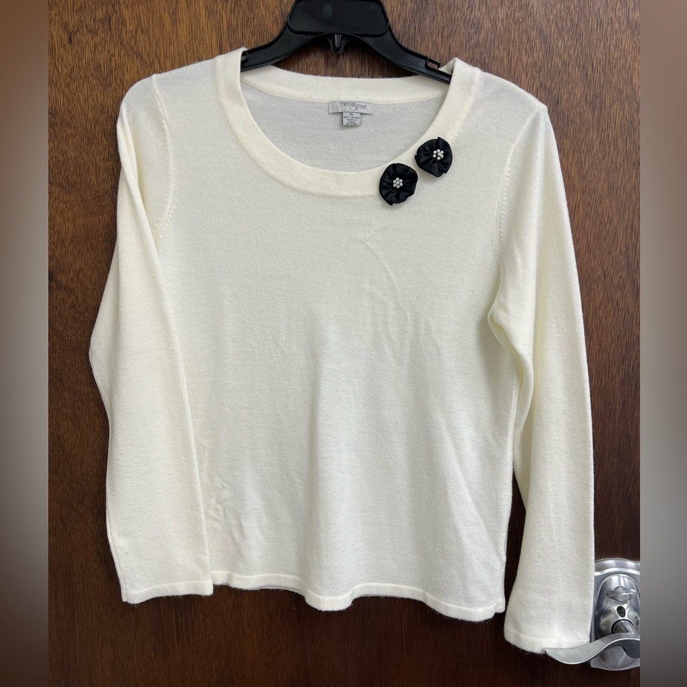 Mercer Street Studio Cream Sweater with Black Accents Sz XL